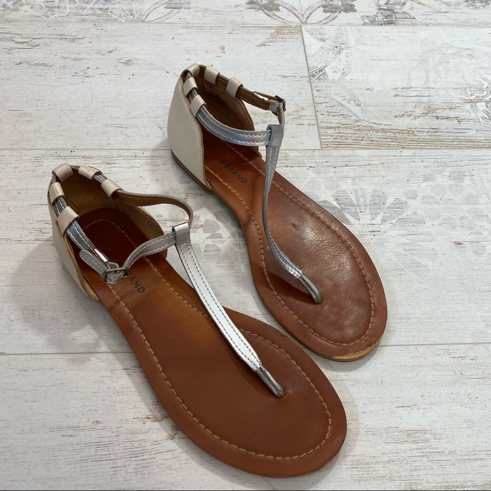 Lucky Brand Cream and Silver Leather Sandals